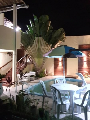 Casa fora de condomínio com Piscina em Gravatà -PE